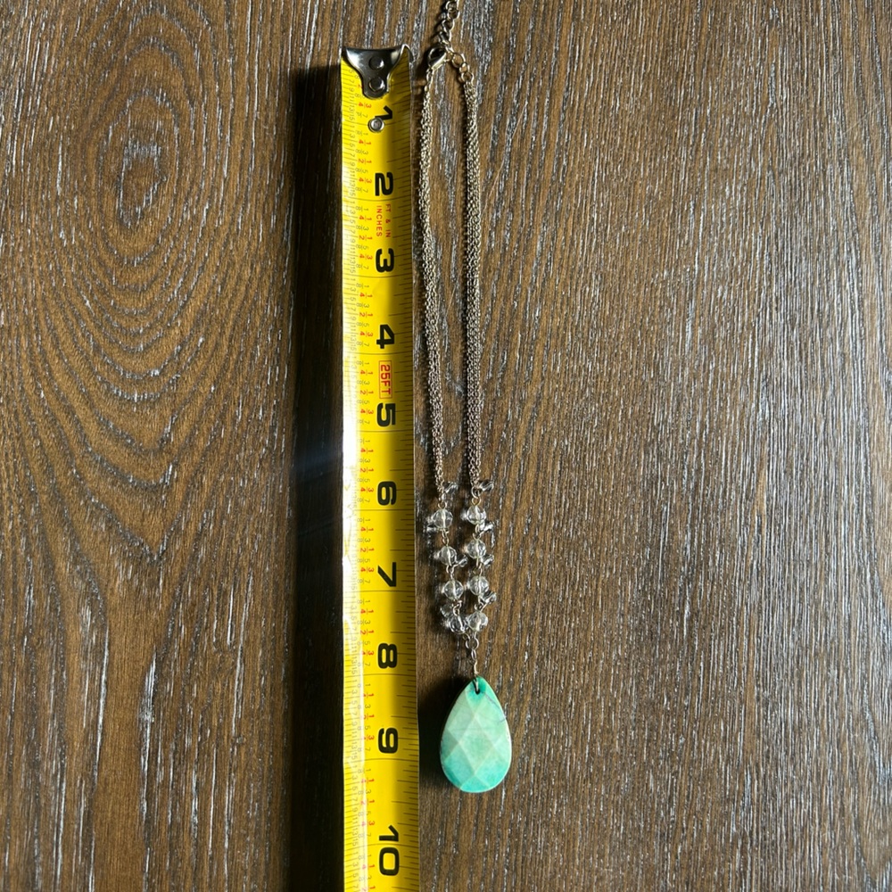 Green Teardrop Pendant Necklace - Picture 2 of 3
